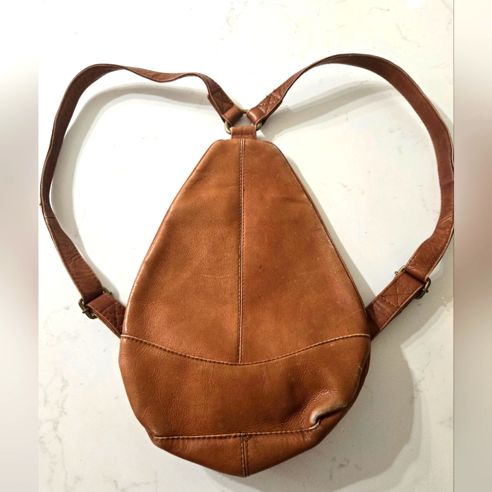 Hobo Tan Bookbag
